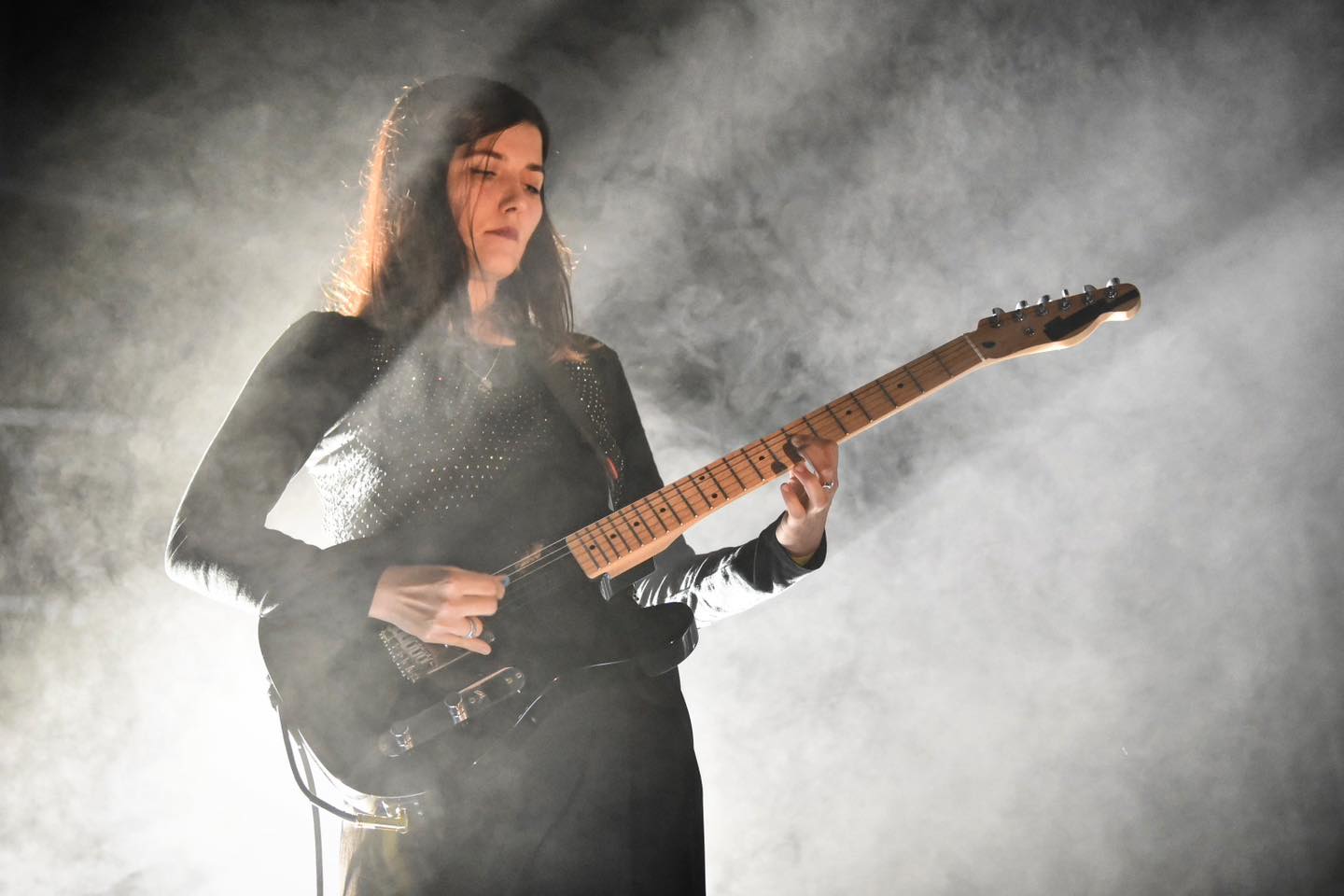 tonia minaeva guitarrista de human tetris