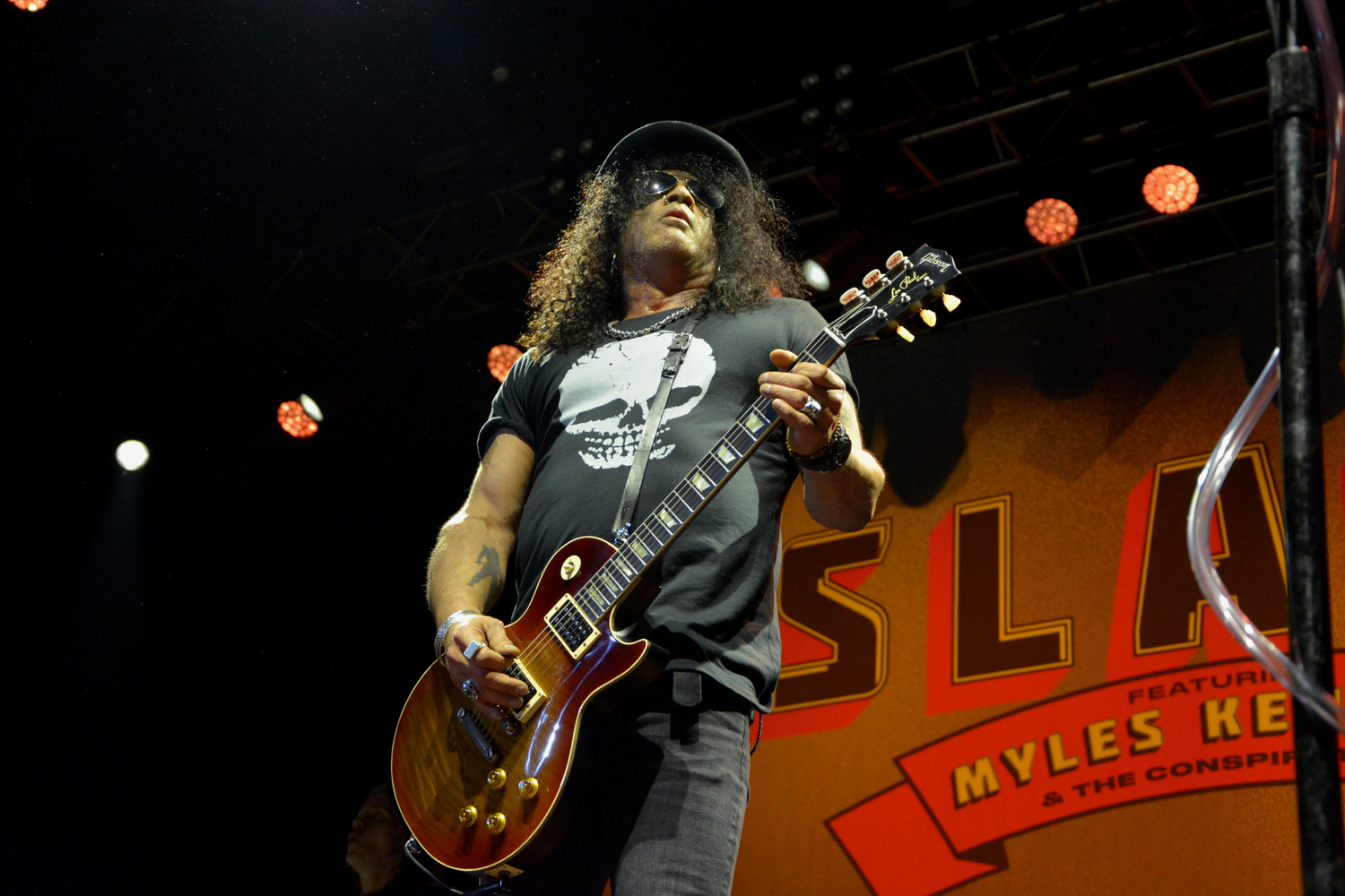 Slash Feat Myles Kennedy And The Conspirators En El Pepsi Center Más Allá De Guns N Roses 1644