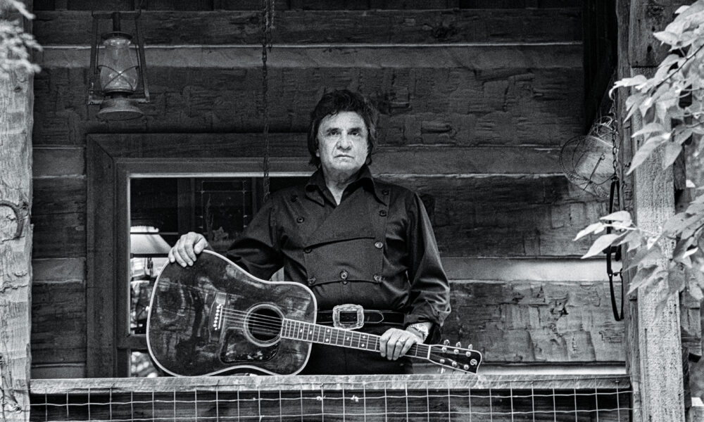 JOHNNY CASH - Cash Cabin, Hendersonville, Tennessee - May 1987 © Photograph by Alan MESSER