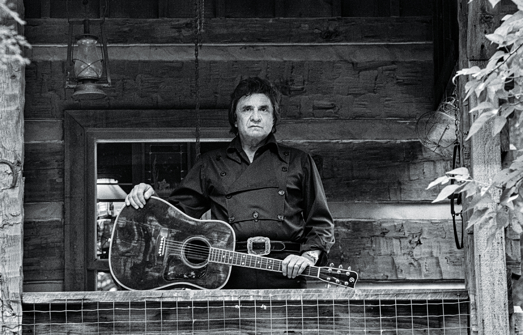 JOHNNY CASH - Cash Cabin, Hendersonville, Tennessee - May 1987 © Photograph by Alan MESSER