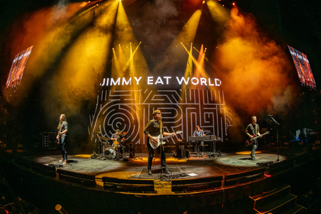 Jimmy Eat World fue quien abrió el show de Fall Out Boy en la CDMX / Foto: Pablo Deyta - OCESA