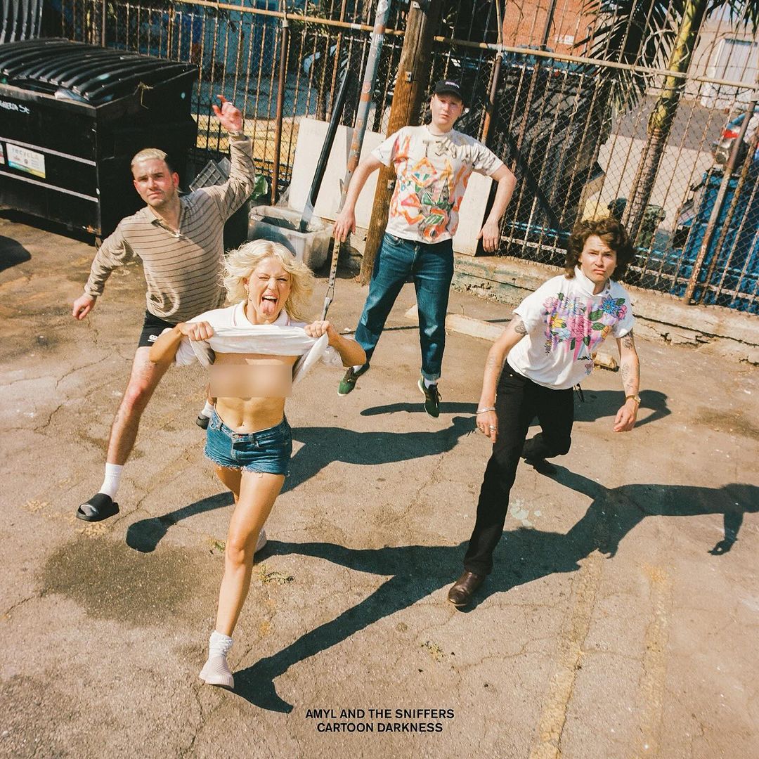 Portada del álbum Cartoon Darkness de Amy And The Sniffers