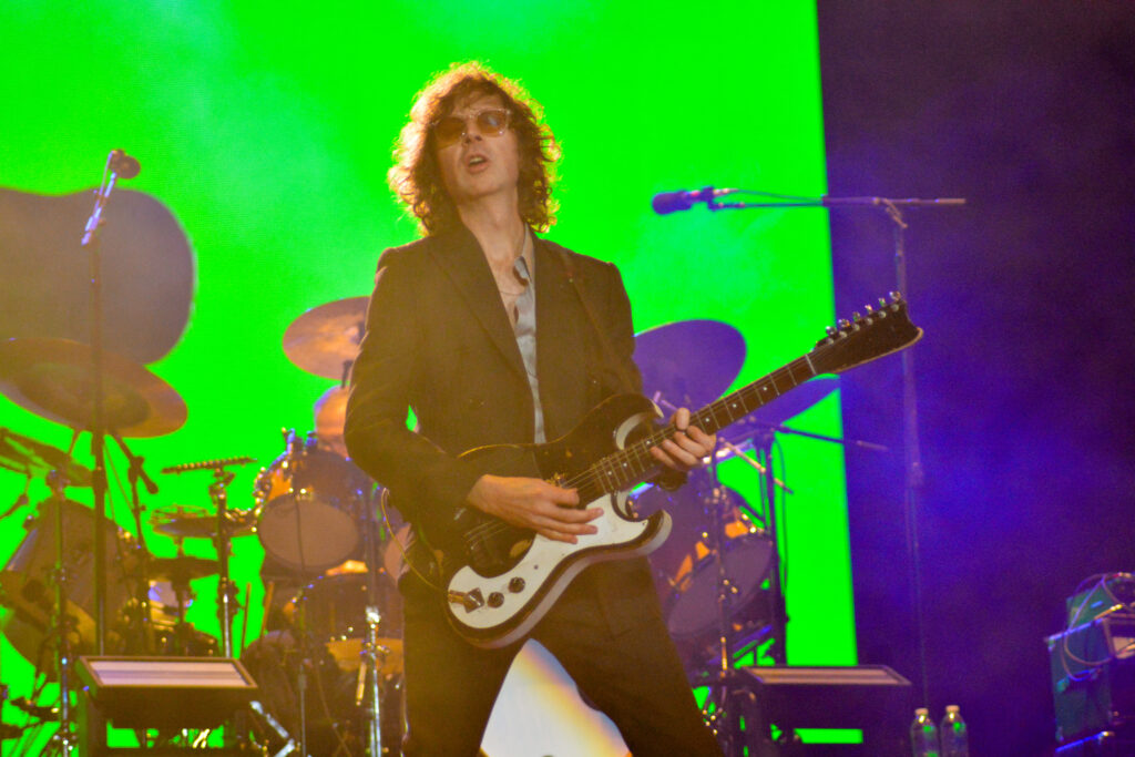 Beck desde el Corona Capital de la Ciudad de México 2025 / Foto: Andre Dulché