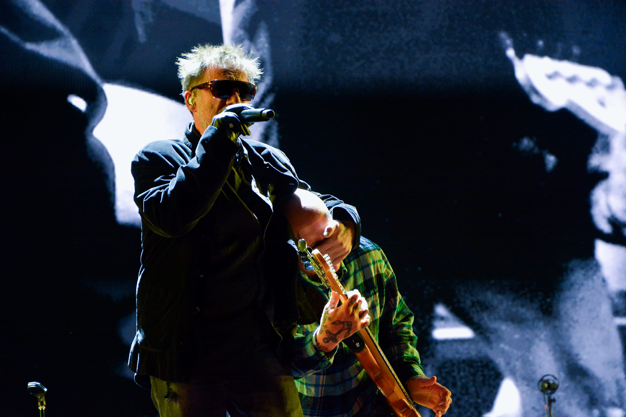 Ya sea el Zócalo o el Vive Latino, Los Fabulosos Cadillacs siguen jalando con nostalgia y clásicos y su noche en el Estadio GNP no fue la excepción