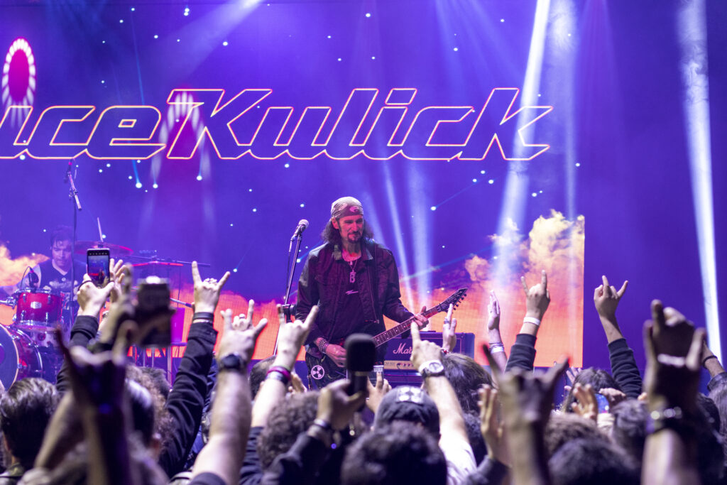 Bruce Kulick en la Ciudad de México