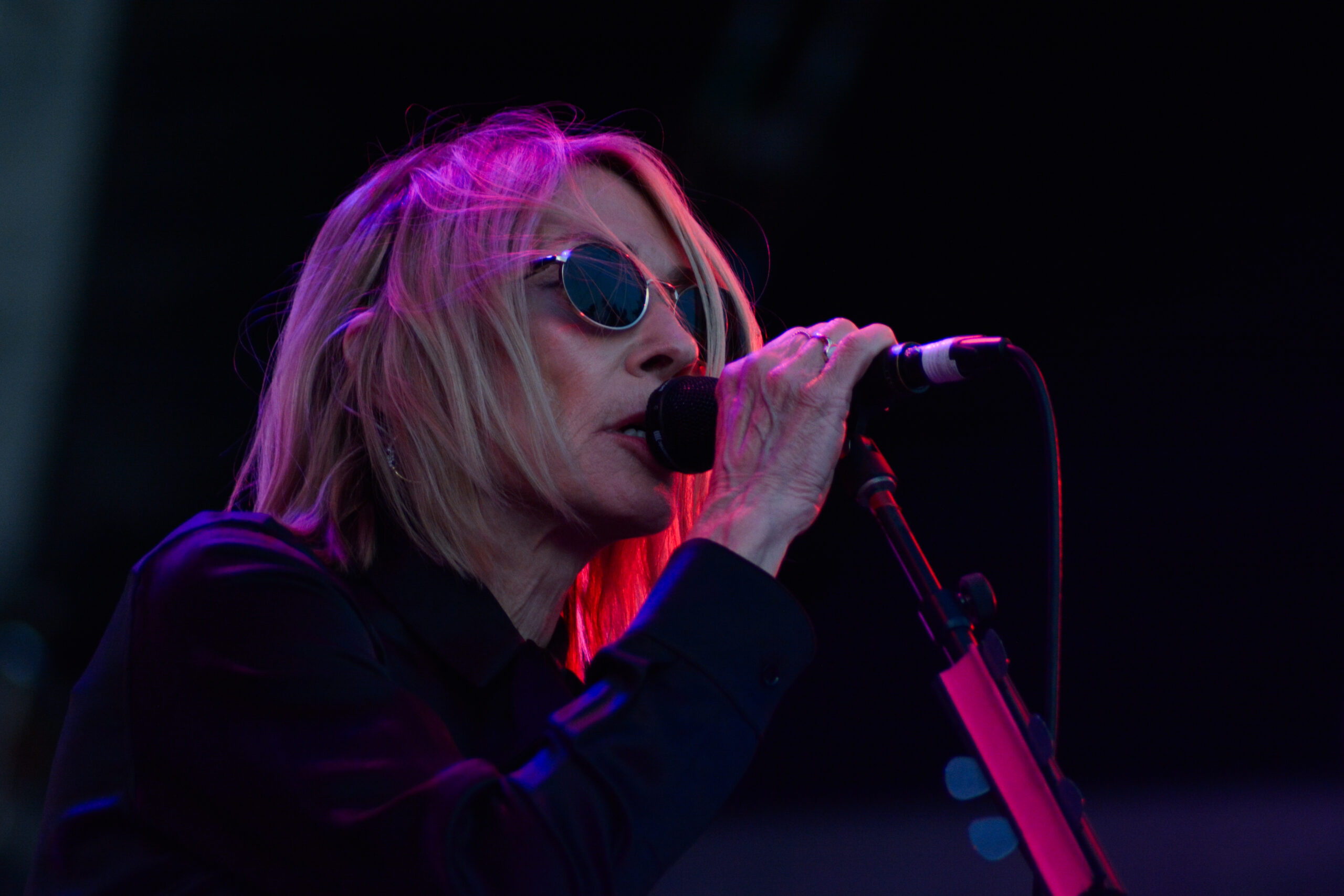 Kim Gordon desde el Corona Capital de la Ciudad de México 2025 / Foto: Andre Dulché