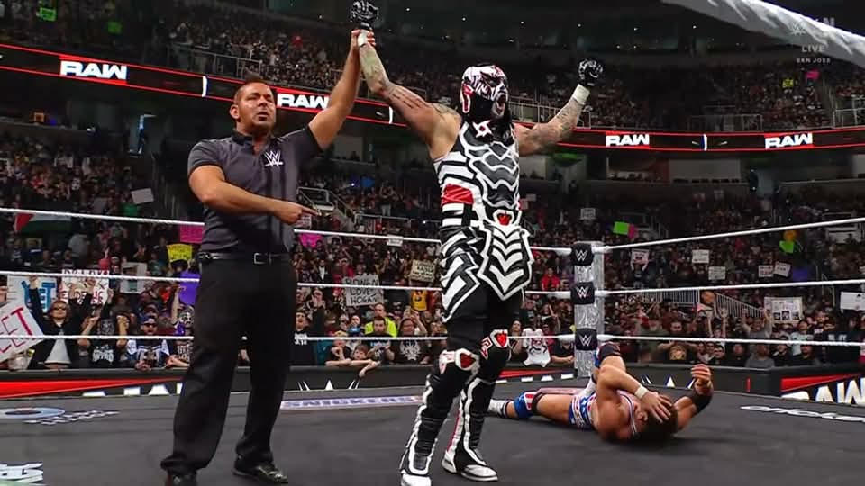 Cero Miedo fue lo que demostró Penta en su gran debut como estrella de la WWE. Foto: WWE