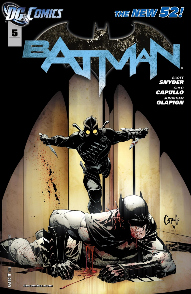 Capullo entra a la Corte de los Buhos con Batman