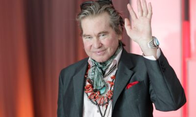 Galán. Villano. Comediante. Actor de doblaje. No hay nada que Val Kilmer no hiciera en su carrera. Por eso le rendimos homenaje con sus 5 papeles más icónicos.