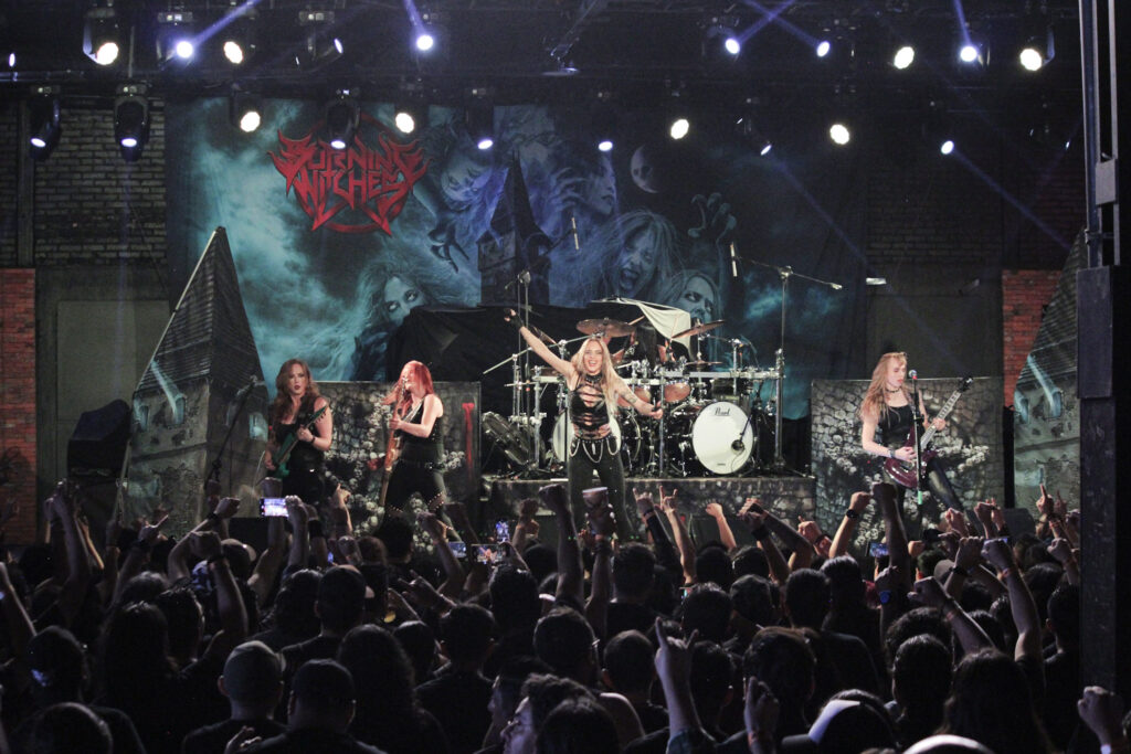 Burning Witches en The Metal Fest Mx