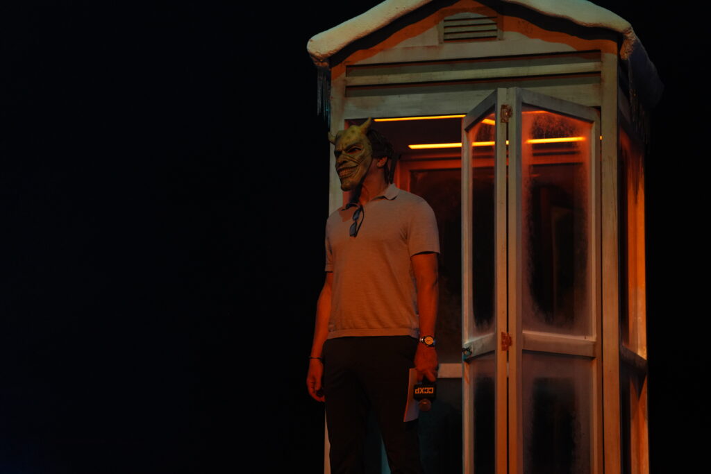 El papá de Blumhouse, Jason Blum, apareció disfrazado de The Grabber. Foto: CCXP