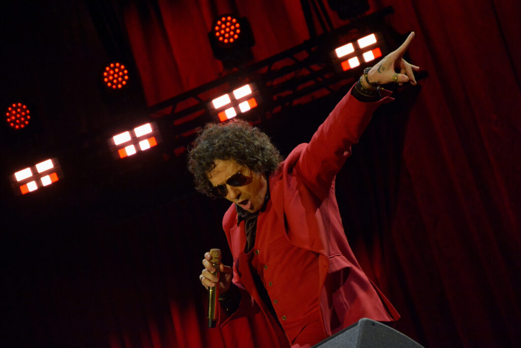 Enrique Bunbury y su Huracán Ambulante en el Estadio GNP / Foto: Andre Dulché
