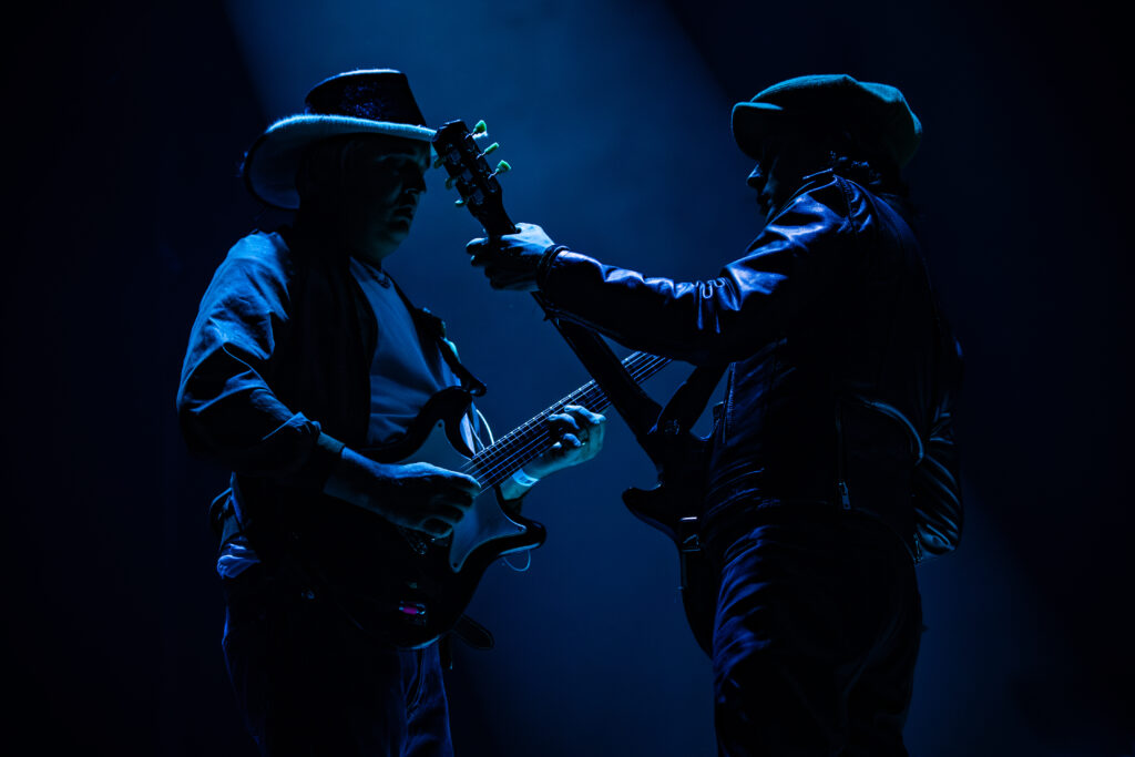 Como si el tiempo no pasará, dos amigos siguen tocando en su banda de rock como la primera vez, así son The Libertines / Foto: Cortesía OCESA (Santiago Covarrubias)