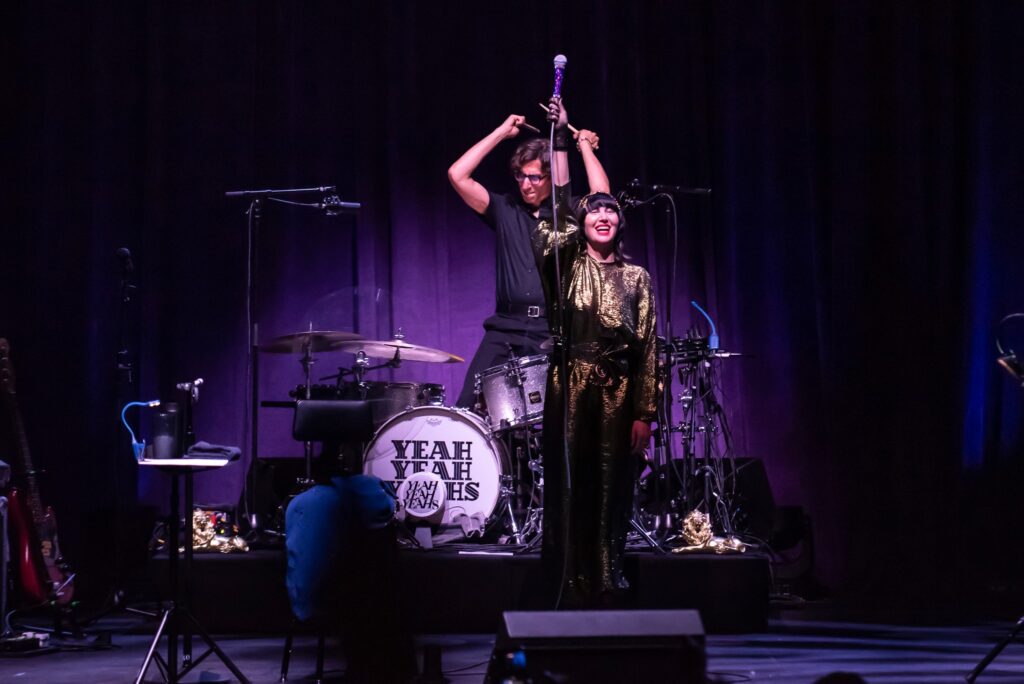 karen o y brian chase al fondo