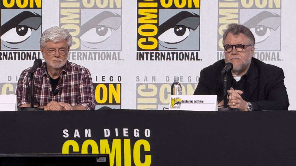 George Lucas en su primera vez en Comic Con junto a Guillermo del Toro / Foto: Redes Sociales