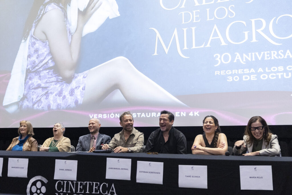 El Callejón de los Milagros reestrena en salas por su 30 aniversario