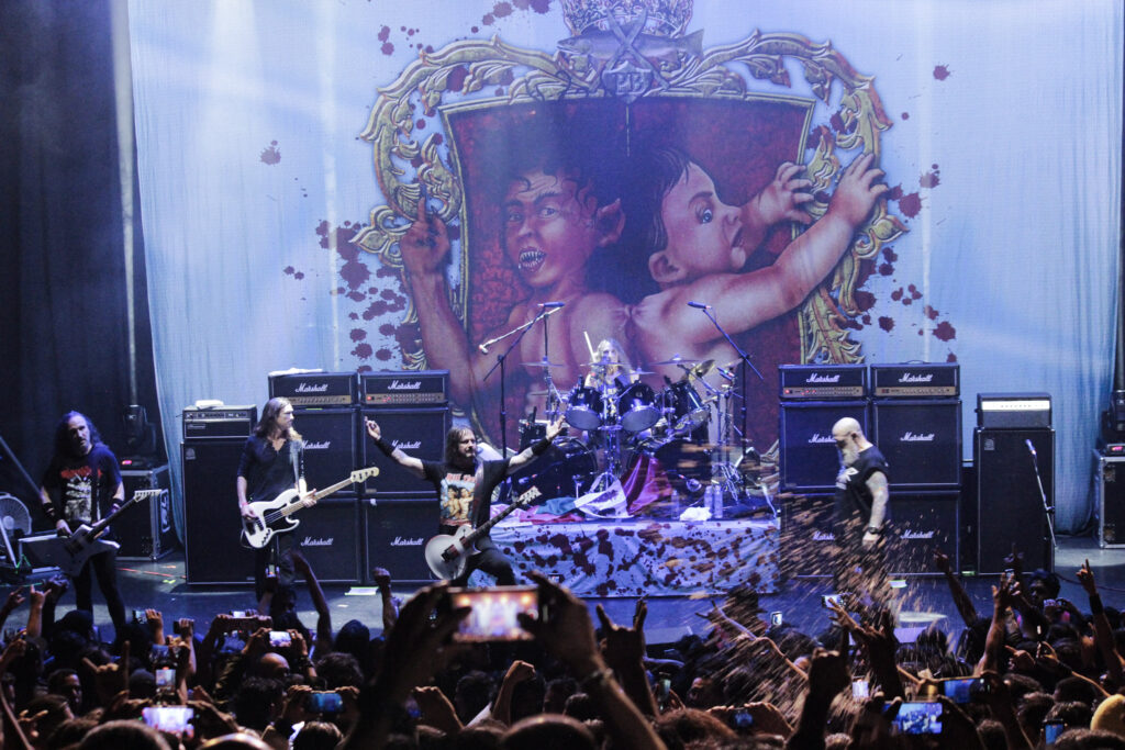 Exodus en el Circo Volador