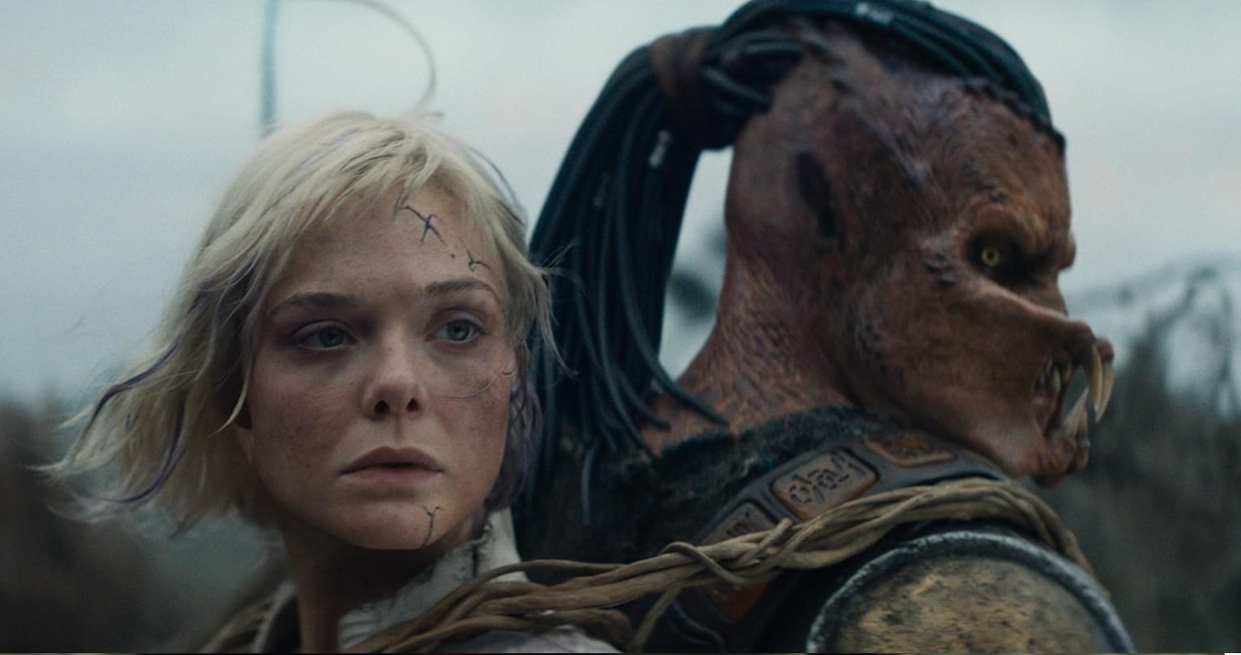 dek el depredador y Thia la androide