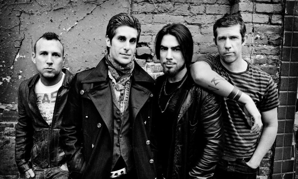 Jane's Addiction se separa tras los vergonzosos actos de Perry Farrell en 2024.