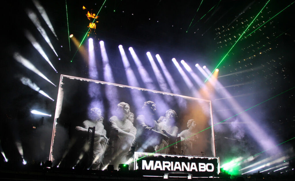 Mariana Bo desde La fiesta electrónica más grande del mundo en la CDMX / Foto: Alejandro Piña