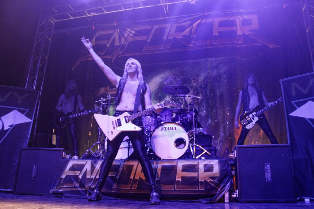 Enforcer en el Circo Volador | Foto por: Erick Padrón, Pólvora