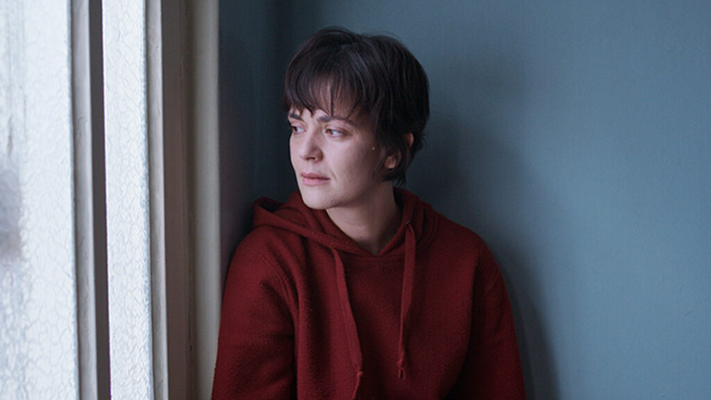 Diana Sedano da vida a Dolores, un complejo personaje, en Póstumo.  