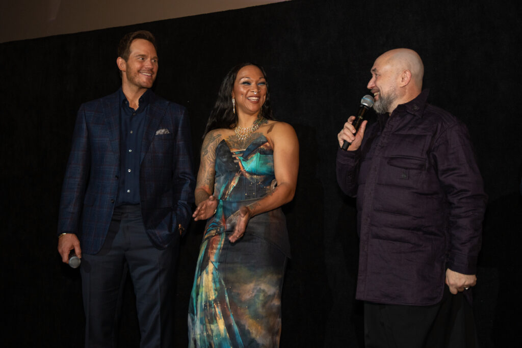 Chris Pratt, Kali Reis y Timur Bekmambetov presentaron anmosamente Sin Piedad en la CDMX. Foto: Sony Pictures