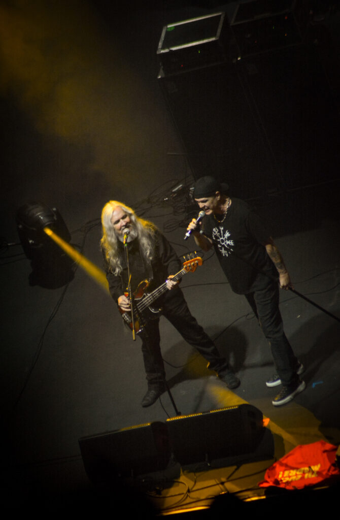 Carlos Aviléz y José Fors en el Teatro Metropólitan / Foto: Pólvora